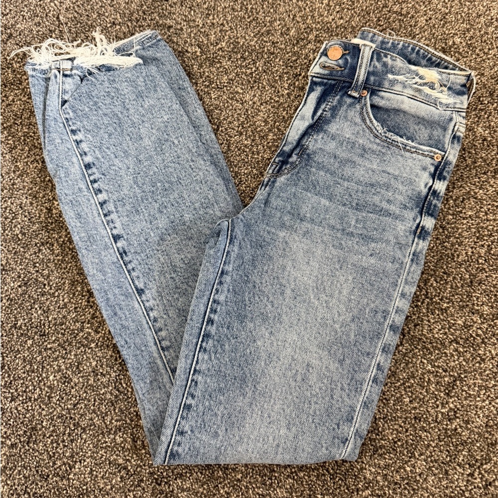 BKE Light Blue Distressed Women Jeans